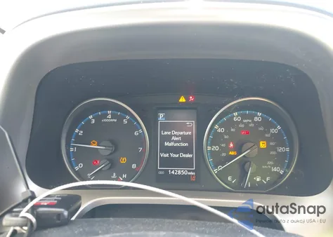 2018 Toyota Rav4 Xle z USA, uszkodzony, nr VIN JTMWFREV7JJ738181